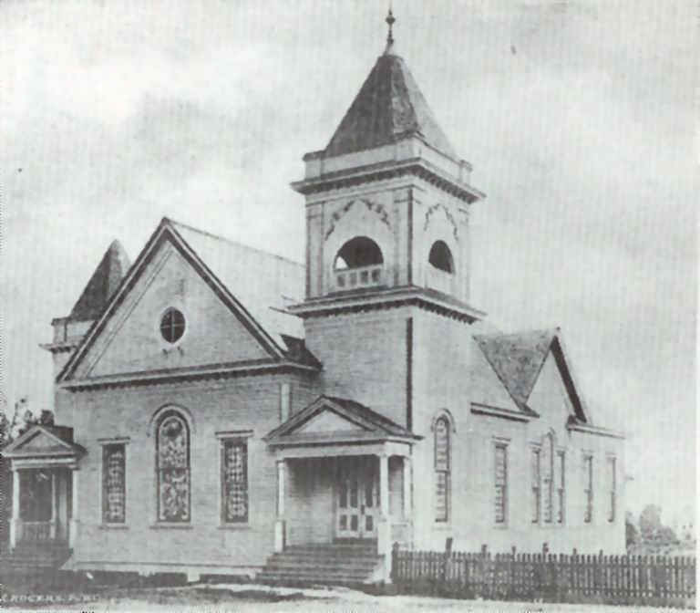 firstbaptistpics/firstbaptistold.jpg (59266 bytes)