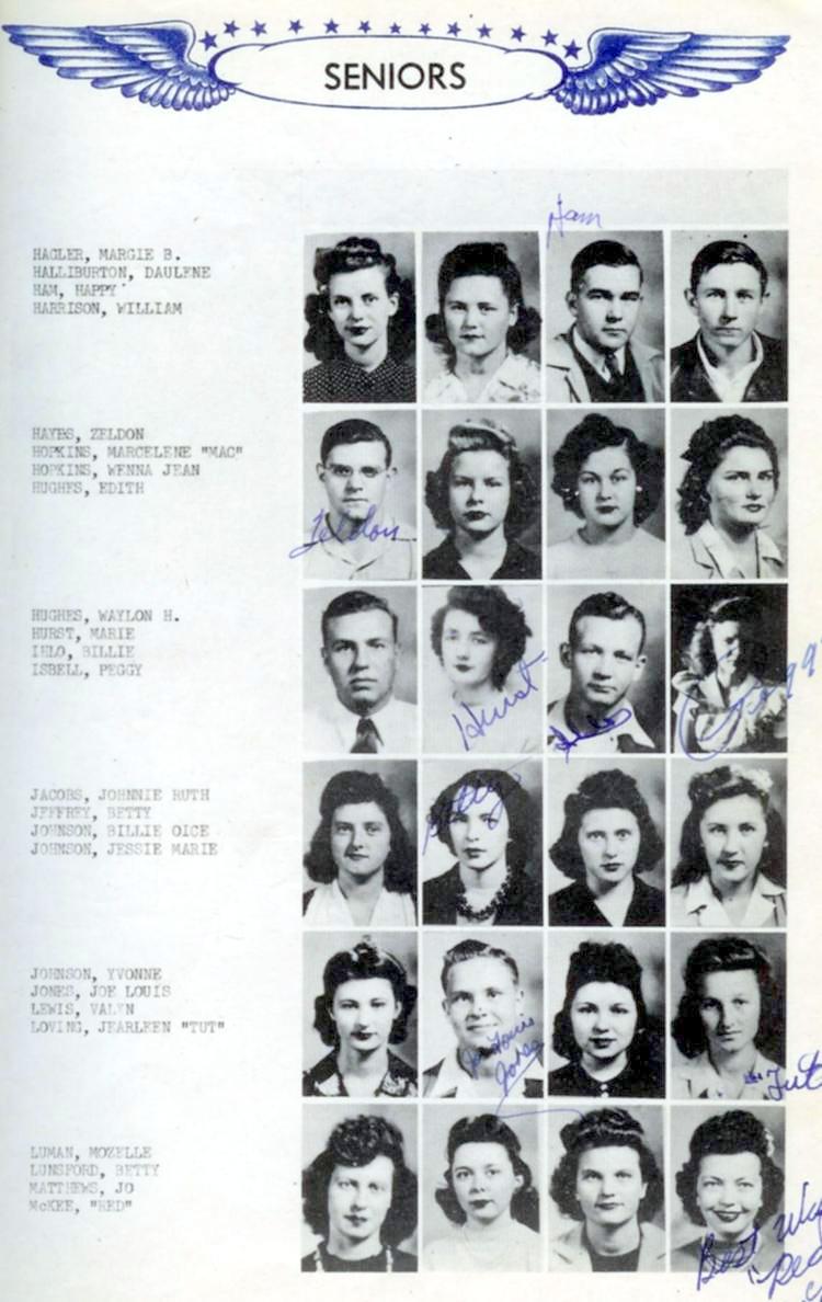 1944Students2.JPG (109628 bytes)