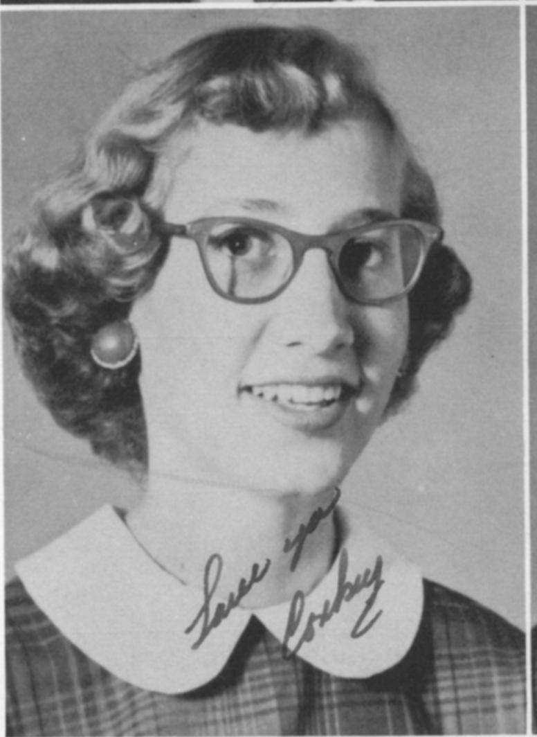 ytucker.JPG (60907 bytes)