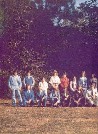 1980JStudents1a.JPG (41122 bytes)