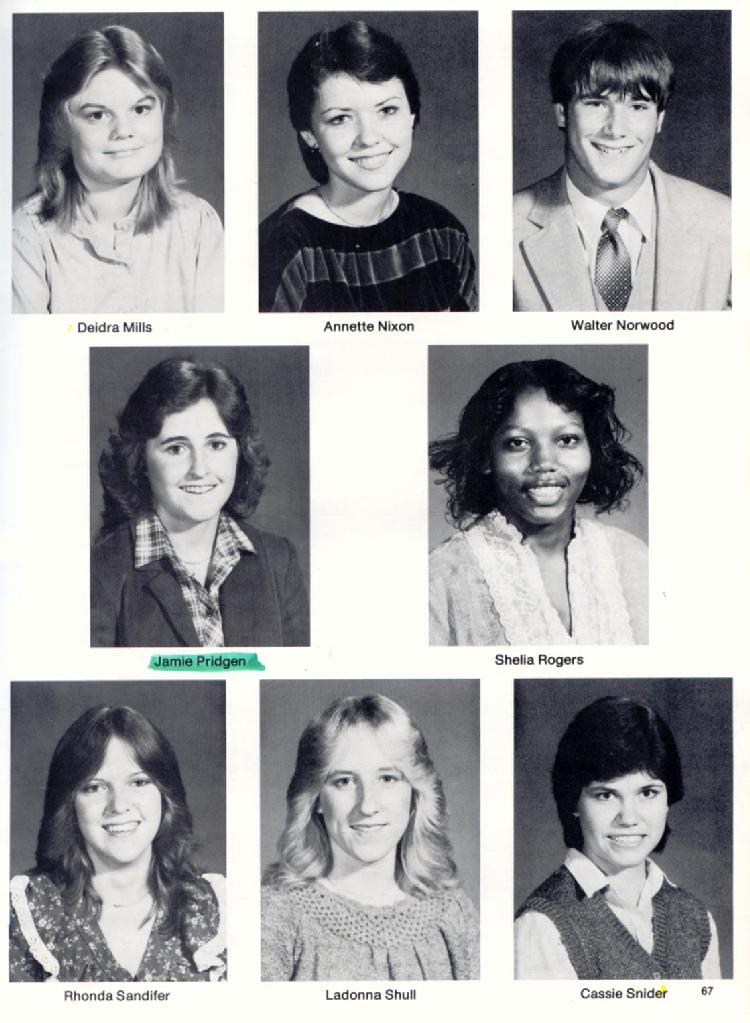 1983JStudents2a.JPG (97081 bytes)