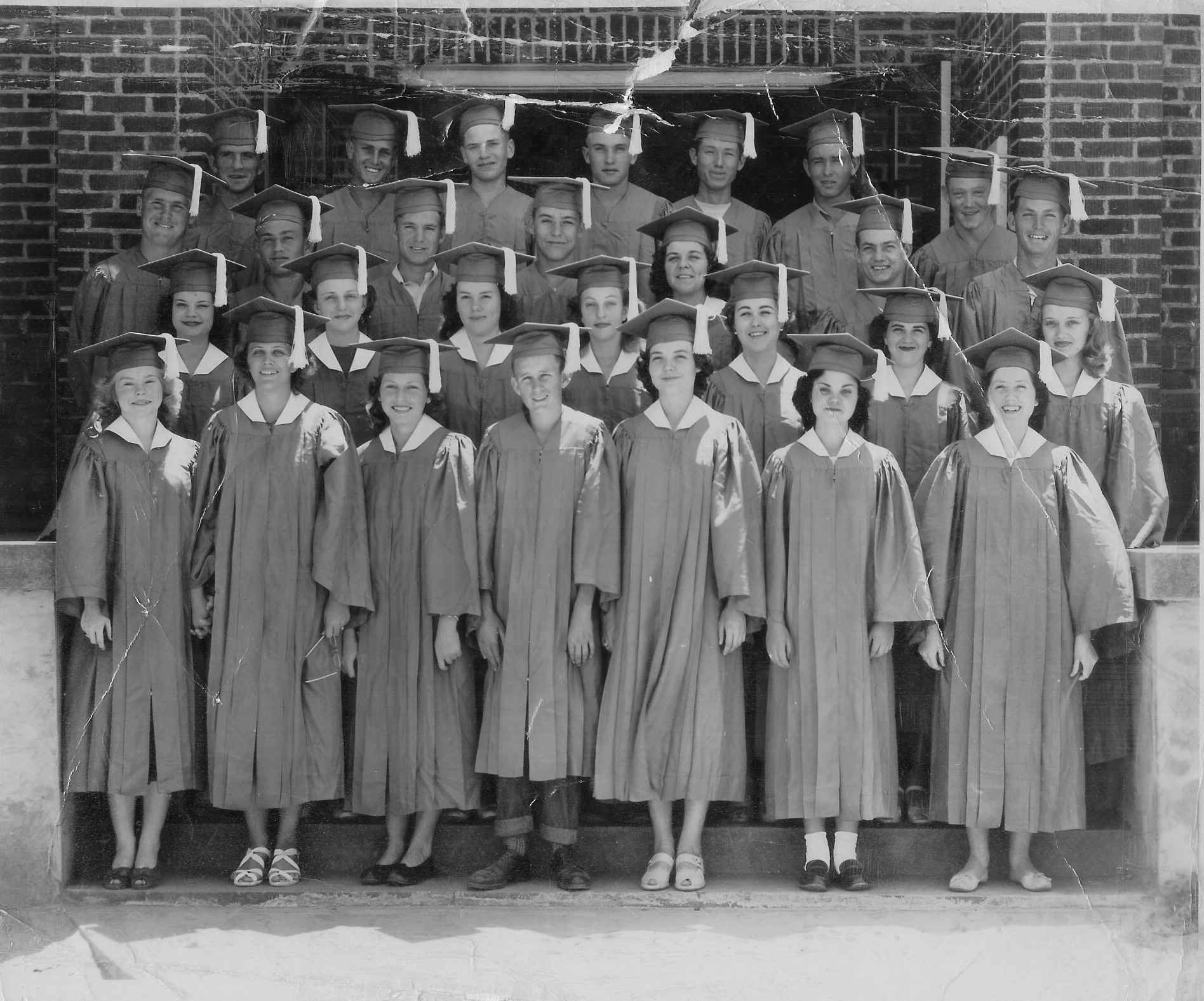 1951SStudents1.jpg (256876 bytes)