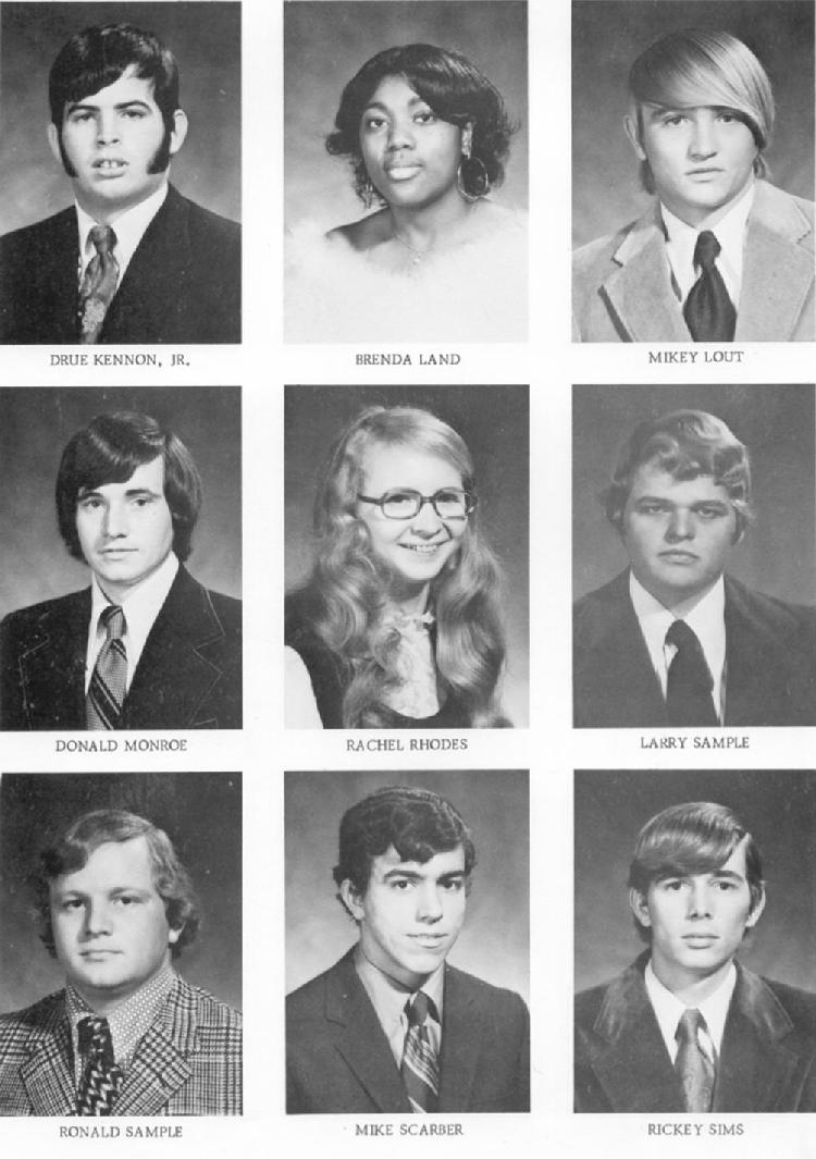 1973SStudents2a.JPG (94864 bytes)