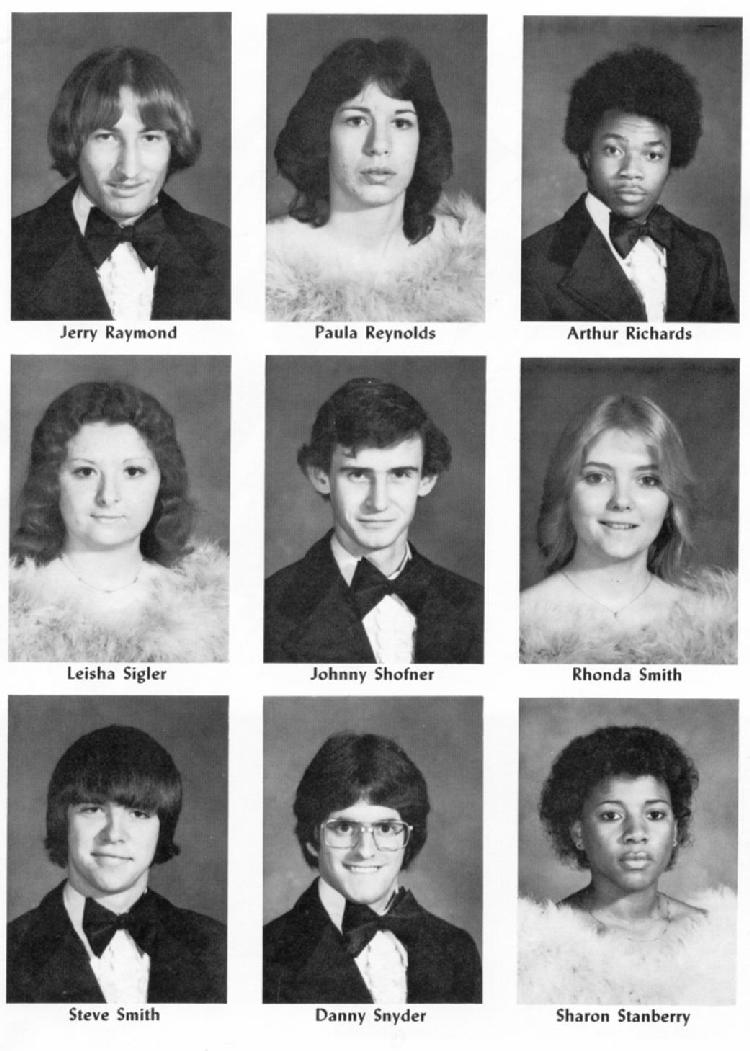 1981SStudents3a.JPG (92721 bytes)