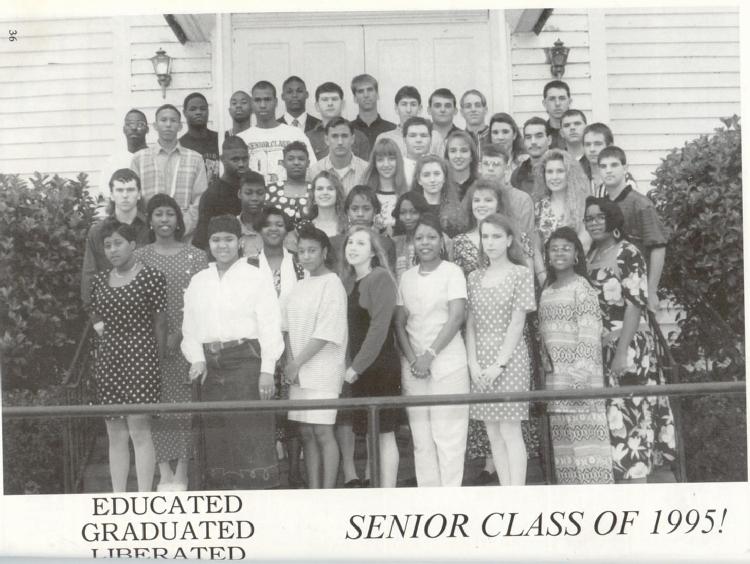 1995SStudents1.JPG (69625 bytes)