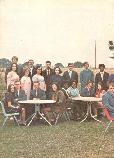 1973TeStudents1a.JPG (37658 bytes)