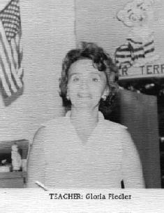 1975TeTeachers08.JPG (13316 bytes)